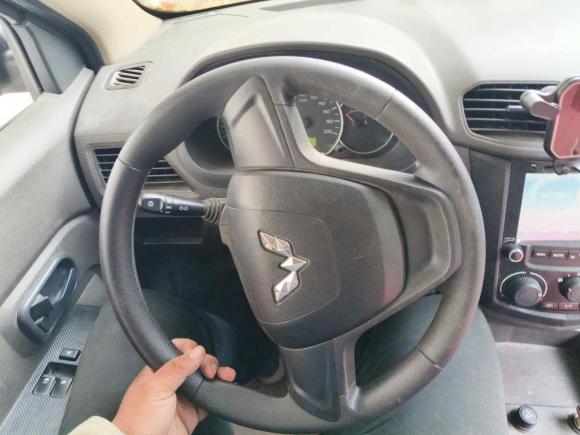 [上海·皖K] 二手五菱汽车五菱宏光2015款 1.5L S 基本型国V