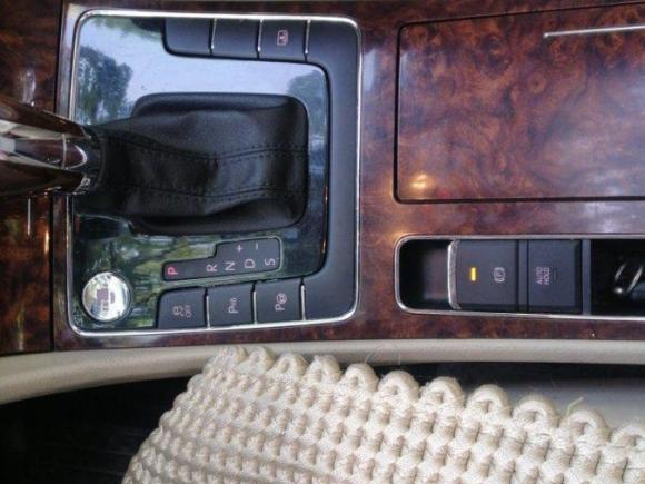 [上海·沪E] 二手大众帕萨特2011款 2.0TSI DSG至尊版