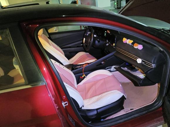 [宁波·浙B] 二手现代伊兰特2021款 1.5L CVT LUX尊贵版