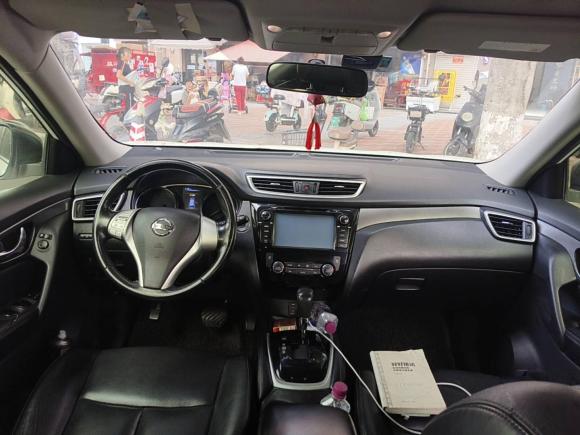 [成都·川A] 二手日产奇骏2014款 2.0L CVT舒适版 2WD