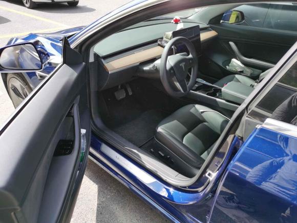 [上海·沪A] 二手特斯拉Model 32020款 标准续航后驱升级版