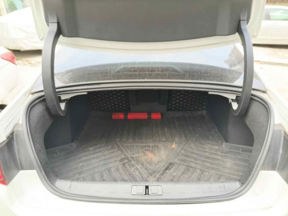 [成都·川A] 二手雪铁龙雪铁龙C62017款 改款 350THP 豪华型