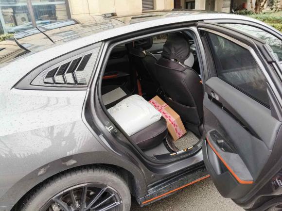 [宁波·浙B] 二手长安长安UNI-V2022款 1.5T 运动版