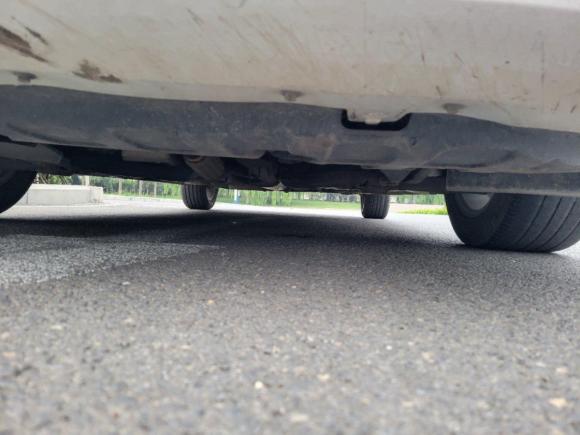 [济南·鲁A] 二手荣威荣威3602015款 1.5L 自动豪华版