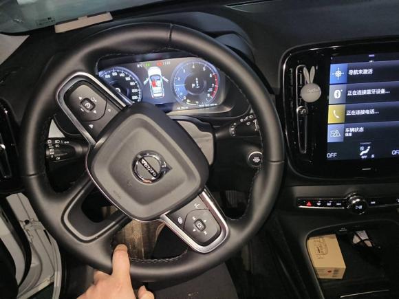 [南通·苏F] 二手沃尔沃沃尔沃XC402022款 T4 四驱智行时尚版