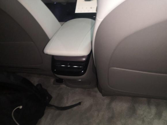 [上海·沪A] 二手智己汽车智己L72022款 天使轮版