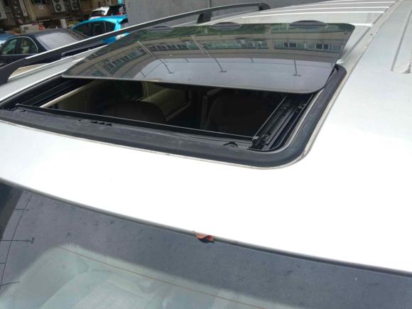 [深圳·粤B] 二手奔驰唯雅诺2013款 3.0L 礼遇版