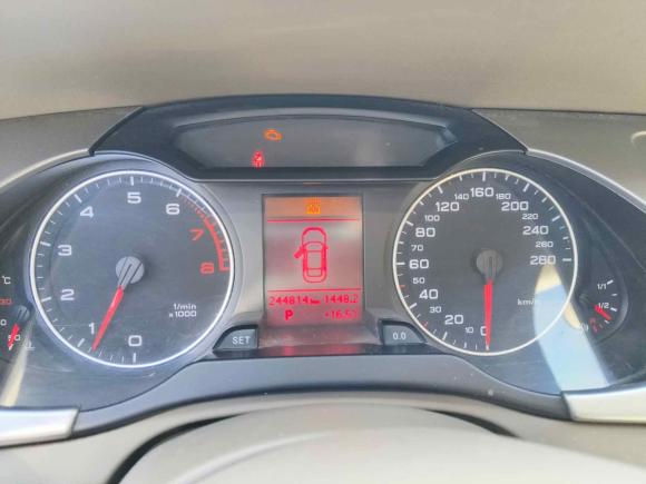 [北京·京G] 二手奥迪奥迪A4L2011款 2.0 TFSI 舒适型