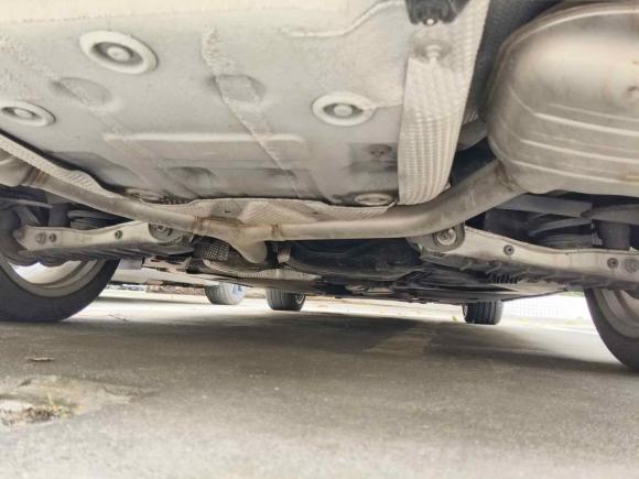 [广州·粤A] 二手奥迪奥迪A4L2017款 40 TFSI 风尚型