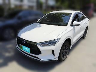 比亚迪比亚迪e32021款 出行版