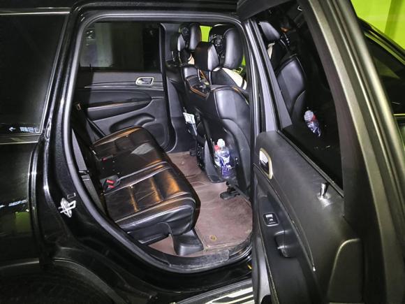 [合肥·皖A] 二手Jeep大切诺基2015款 3.0TD 柴油 舒享导航版