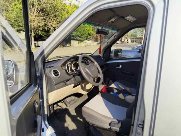 [成都·渝A] 二手长安凯程长安睿行M802018款 1.5L基本型厢货平顶背掀门4G15S