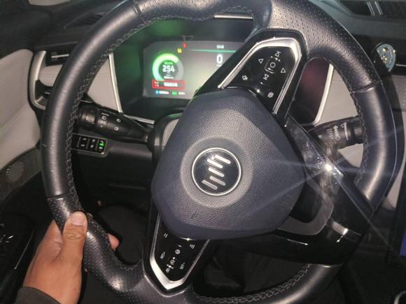 [上海·沪A] 二手威马汽车威马EX52019款 EX5 智行2.0 Extra创新版400