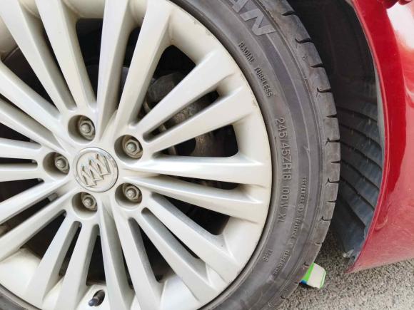 [武汉·鄂A] 二手别克君威2014款 2.4L SIDI豪华时尚型