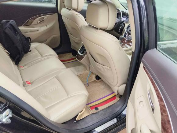 [武汉·鄂A] 二手别克君越2013款 2.4L SIDI领先舒适型