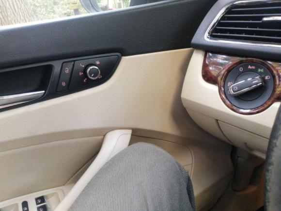 [上海·沪E] 二手大众帕萨特2011款 2.0TSI DSG至尊版