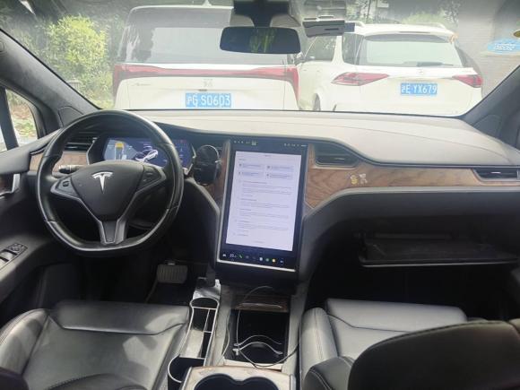 [上海·沪A] 二手特斯拉Model X2017款 Model X 100D 长续航版