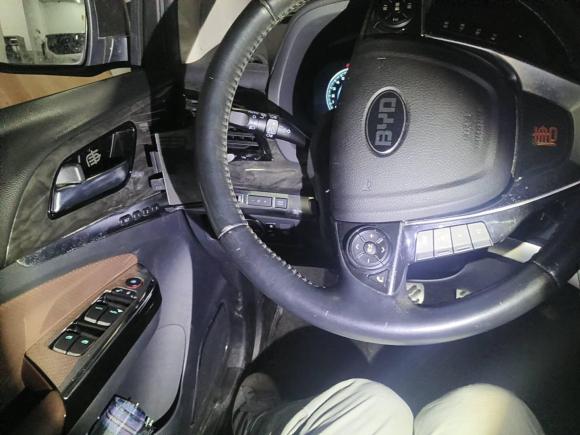 [上海·浙A] 二手比亚迪唐新能源2015款 2.0T 四驱旗舰型