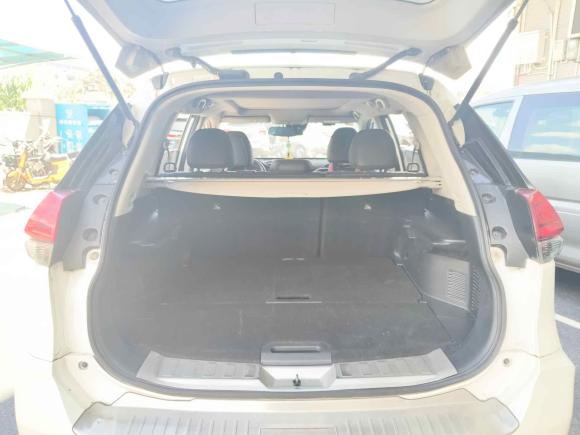 [深圳·粤B] 二手日产奇骏2019款 2.0L CVT智联舒适版 2WD