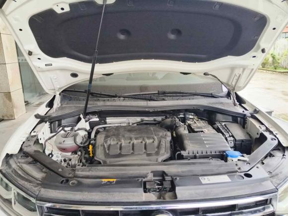 [上海·沪C] 二手大众途观X2022款 330TSI 两驱尊崇旗舰版