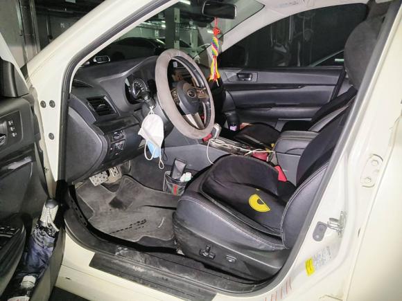 [西安·陕U] 二手斯巴鲁傲虎2012款 2.5i运动版