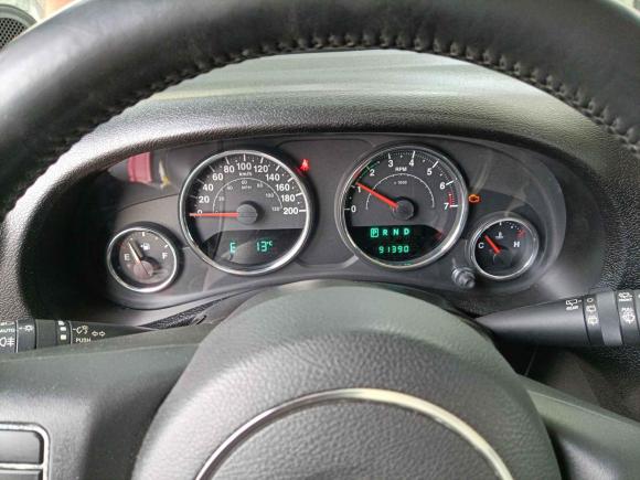 [无锡·苏B] 二手Jeep牧马人2012款 3.6L Sahara 四门版