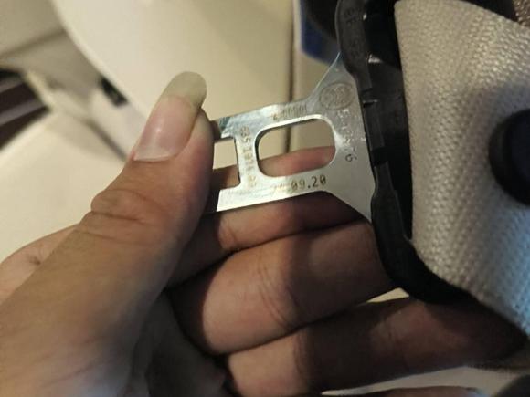 [深圳·粤B] 二手奔驰奔驰V级2020款 V 260 尊贵版