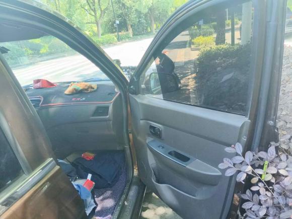 [杭州·浙A] 二手五菱汽车五菱宏光2016款 1.5L S舒适型