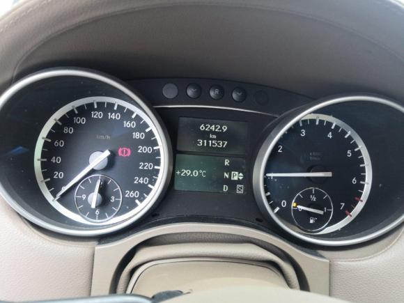 [上海·沪C] 二手奔驰奔驰GL级2011款 GL 450 4MATIC尊贵型