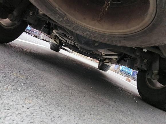 [上海·沪B] 二手江铃驭胜S3502014款 2.4T 自动两驱柴油豪华天窗版7座