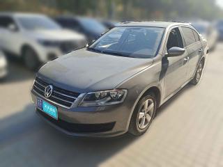 大众朗逸2013款1.6L手动风尚版