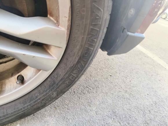 [青岛·鲁B] 二手日产奇骏2012款 2.5L CVT至尊版 4WD