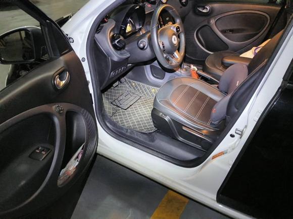 [杭州·浙A] 二手smartsmart forfour2018款 0.9T 66千瓦先锋版