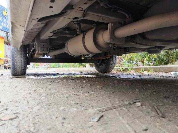 [宁波·浙B] 二手东风御风御风2018款 2.3TA100标配版物流车短轴中顶5-9座WP2.3