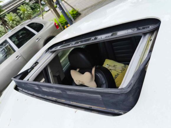 [广州·粤A] 二手别克君威2010款 2.0T 豪华运动版