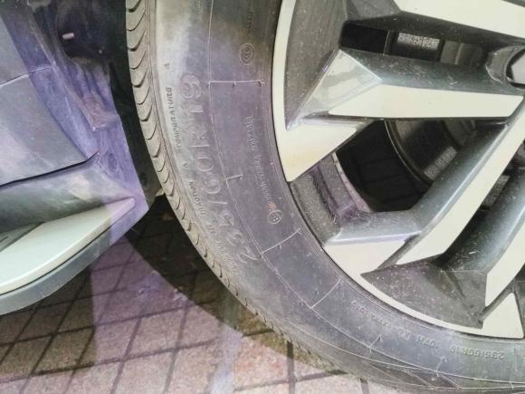 [上海·沪D] 二手哈弗哈弗大狗2021款 1.5T DCT两驱马犬版