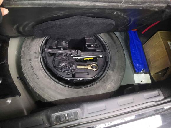 [成都·川A] 二手雪铁龙雪铁龙C52013款 2.0L 自动尊享型