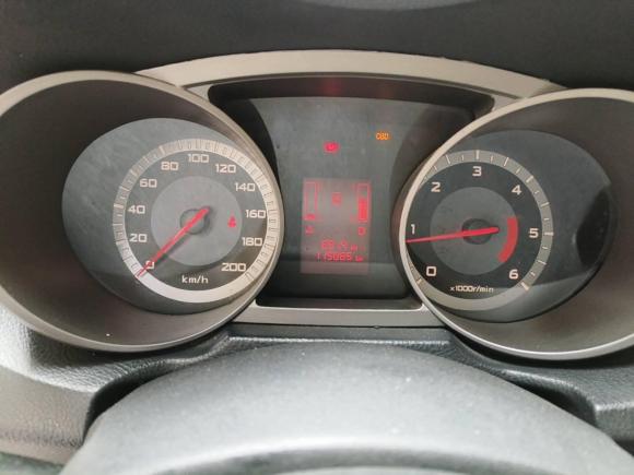 [成都·川A] 二手陆风陆风X82012款 探索版 2.0T 柴油4X4超豪华型