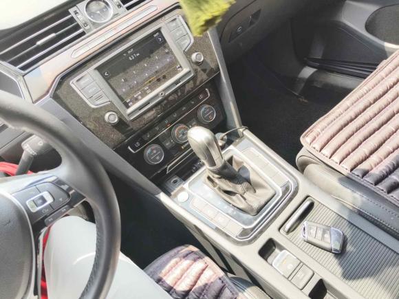 [温州·浙C] 二手大众迈腾2017款 330TSI DSG 豪华型