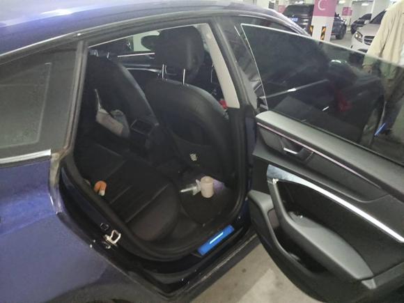 [无锡·苏B] 二手奥迪奥迪A72021款 40 TFSI 豪华型