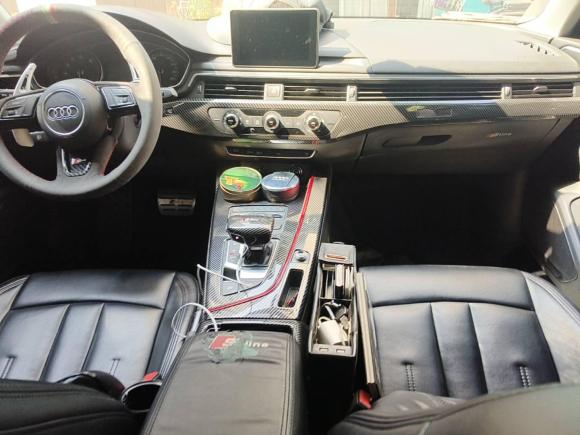 [南昌·赣A] 二手奥迪奥迪A4L2019款 40 TFSI 进取型 国V