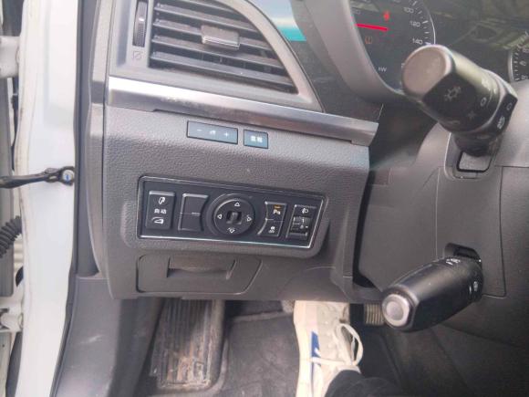 [上海·沪A] 二手比亚迪秦新能源2018款 1.5T 智联尊贵型