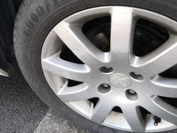 [深圳·鄂F] 二手标致标致3082014款 乐享版 经典 1.6L 手动风尚型