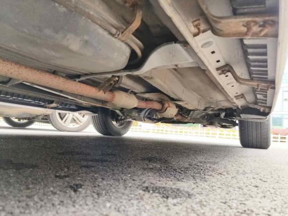 [无锡·苏B] 二手起亚狮跑2012款 2.0L 手动两驱版GLS