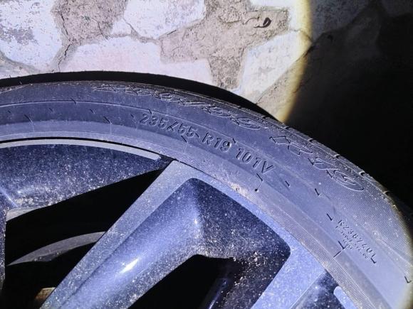 [深圳·粤B] 二手奔驰奔驰GLC2022款 改款 GLC 300 L 4MATIC 动感型