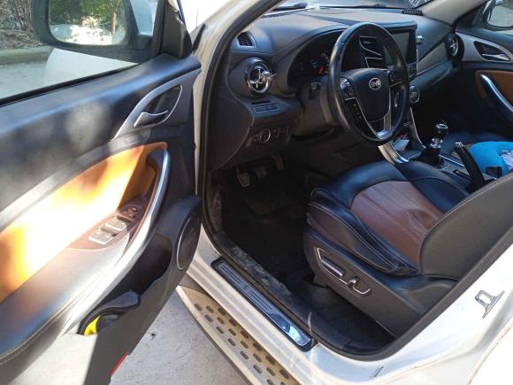 [南京·苏A] 二手比亚迪宋2016款 1.5TI 手动豪华型