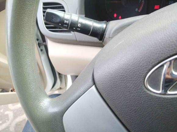 [芜湖·皖B] 二手现代瑞纳2010款 三厢 1.4L 自动舒适型GS