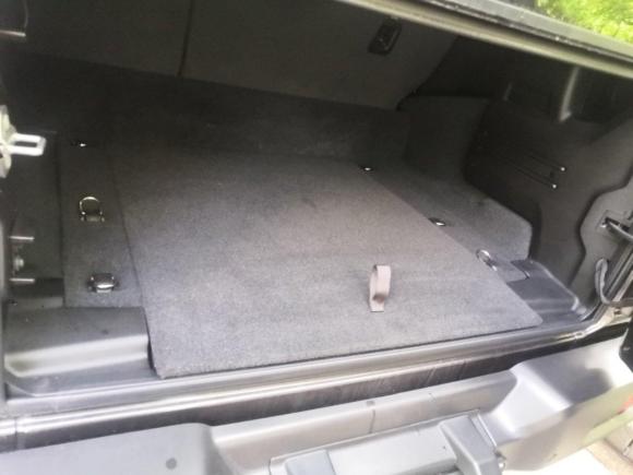 [上海·沪A] 二手Jeep牧马人新能源2021款 四门 2.0T 4xe 撒哈拉