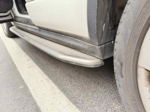 [南京·苏A] 二手路虎揽胜极光2014款 2.0T 5门耀动版