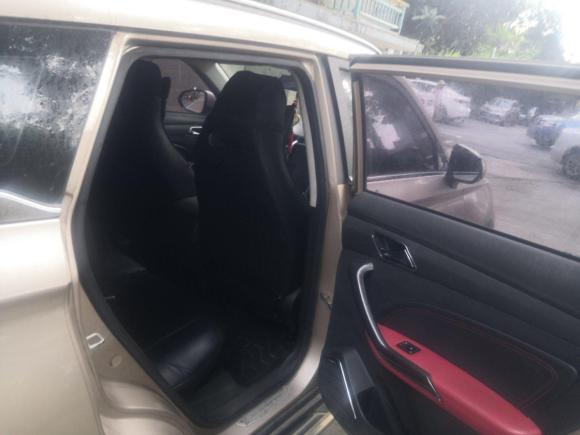 [南京·苏A] 二手猎豹汽车猎豹CS92017款 1.5L 手动舒适型